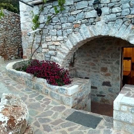 Find Your Peace In A Traditional Country House!! Láyia Zewnętrze zdjęcie