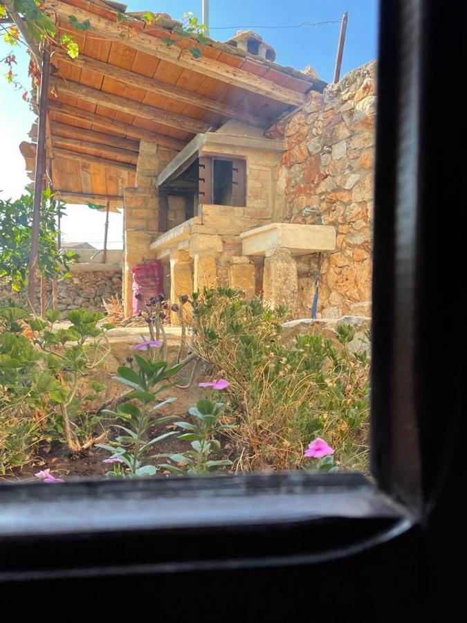 Find Your Peace In A Traditional Country House!! Láyia Zewnętrze zdjęcie