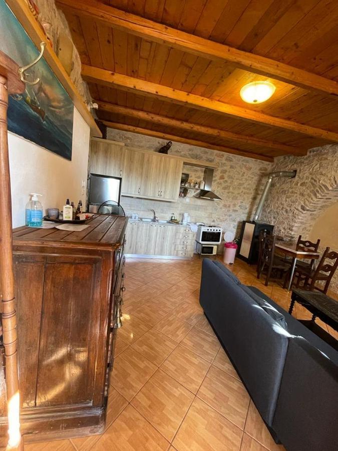 Find Your Peace In A Traditional Country House!! Láyia Zewnętrze zdjęcie