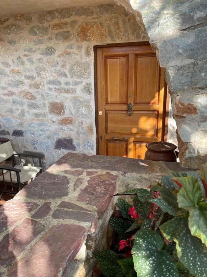 Find Your Peace In A Traditional Country House!! Láyia Zewnętrze zdjęcie