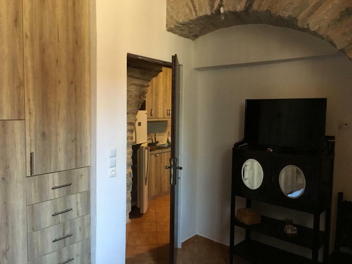 Find Your Peace In A Traditional Country House!! Láyia Zewnętrze zdjęcie